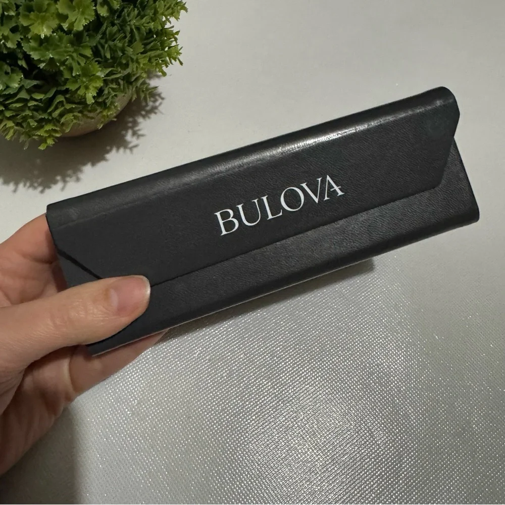 Bulova Gray Collapsible Magnetic Sunglasses Glasses Case Luxury Designer‎